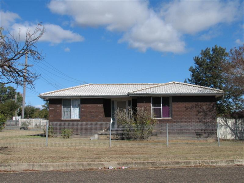 115 WARRAL RD, WEST TAMWORTH NSW 2340, 0 rūma, 0 rūma horoi, House