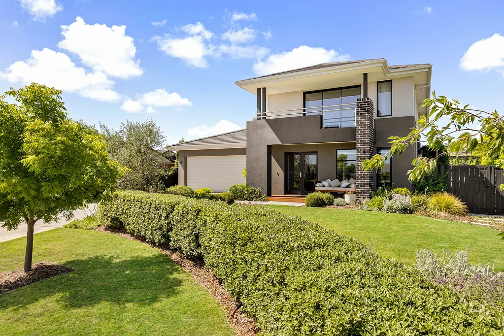 10 Sundew Court, Gisborne, VIC 3437