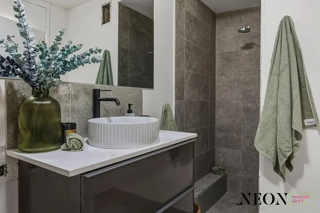 Glendalough 2Kwarto Renovated With City Views!