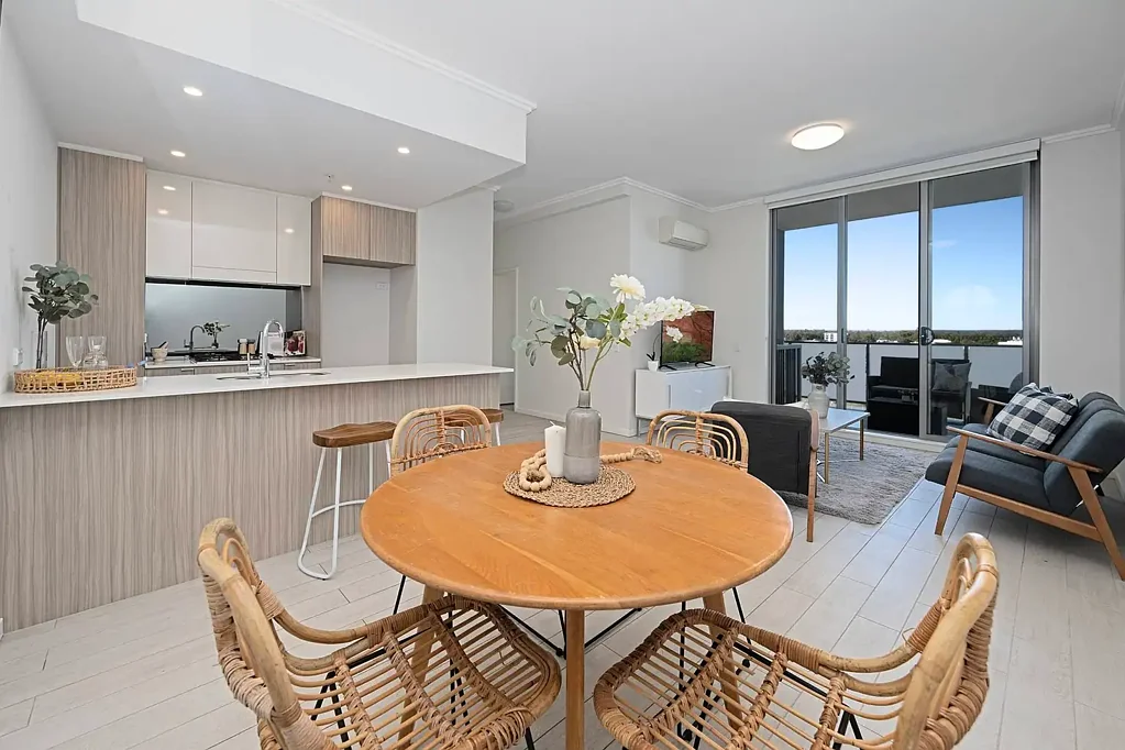 D823/1-39 Lord Sheffield Circuit, Penrith, NSW 2750