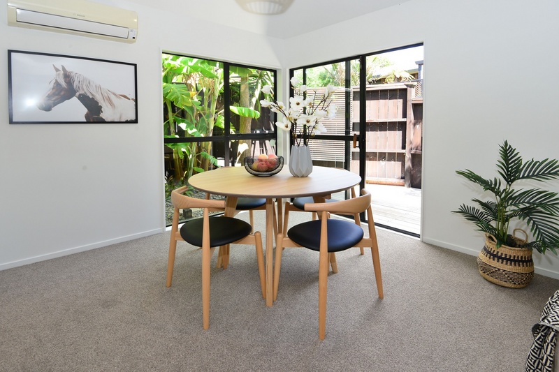 2/26 Sandown Road, Rothesay Bay, Auckland - North Shore, 3 phòng ngủ, 2 phòng tắm