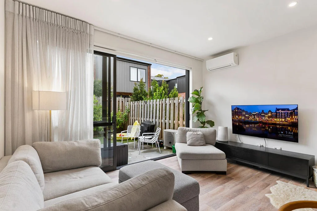 Spacious Townhouse