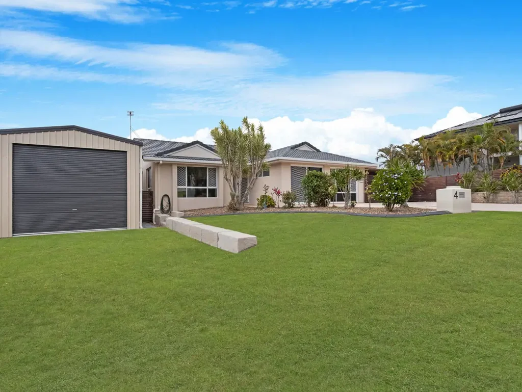 4 Swissalp Drive, Urraween, QLD 4655