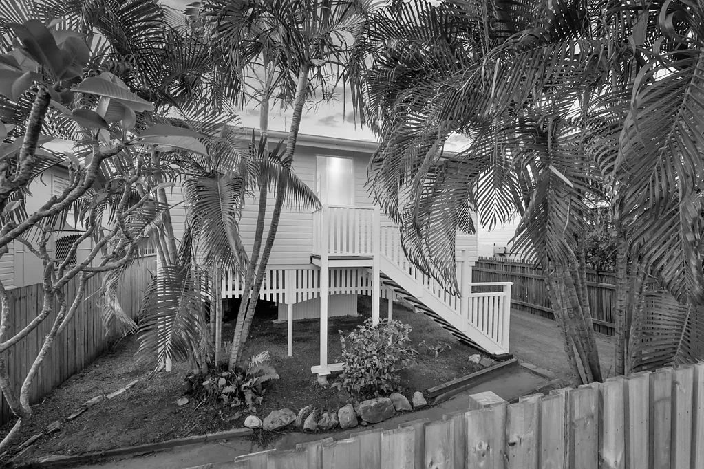 27 Humphrey Street, West End, QLD 4810