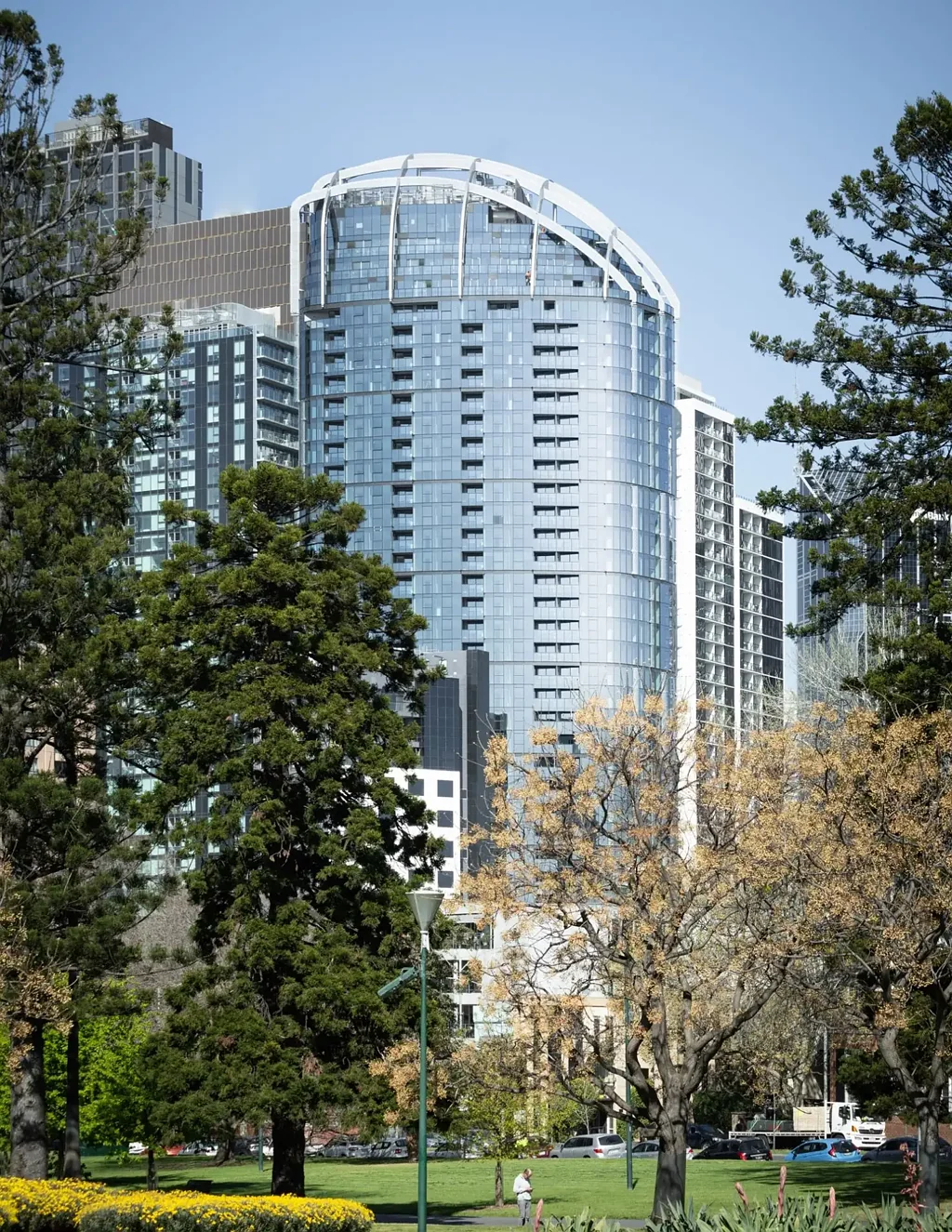 Melbourne 2ห้องนอน Luxury CBD Living with Resort-Style Facilities & Landscaped garden views