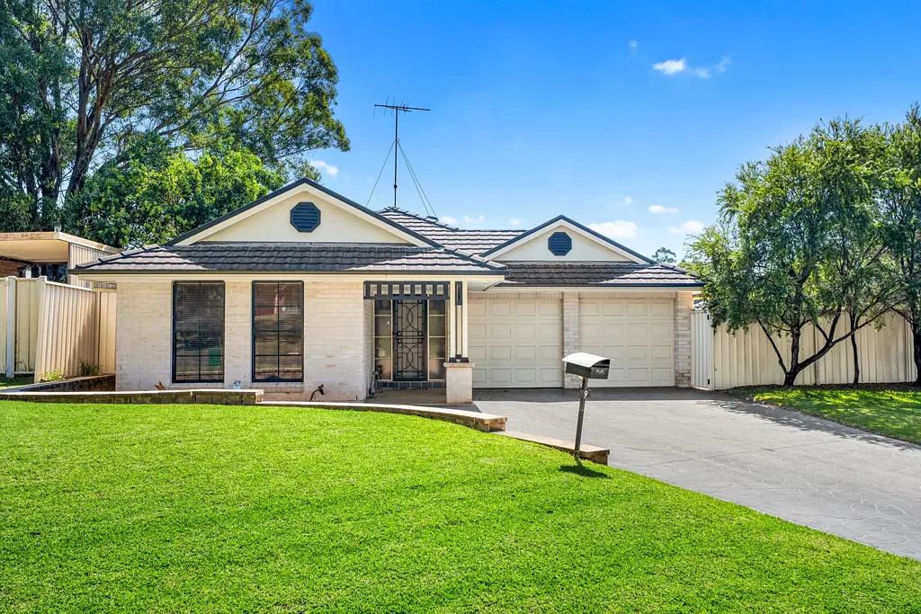 9 Stockwood Street, South Penrith, NSW 2750