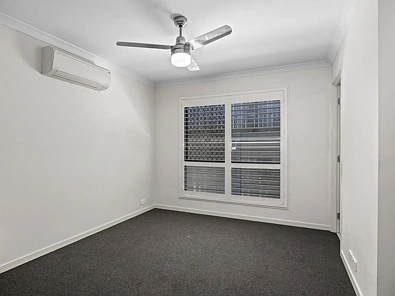 2/52 Foxtail Road, Ripley, QLD 4306, 3房, 2浴, House
