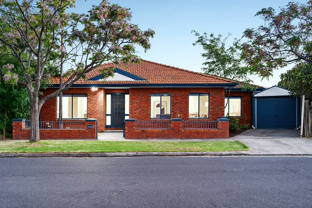 1A Stenhouse Avenue, Brooklyn, VIC 3012
