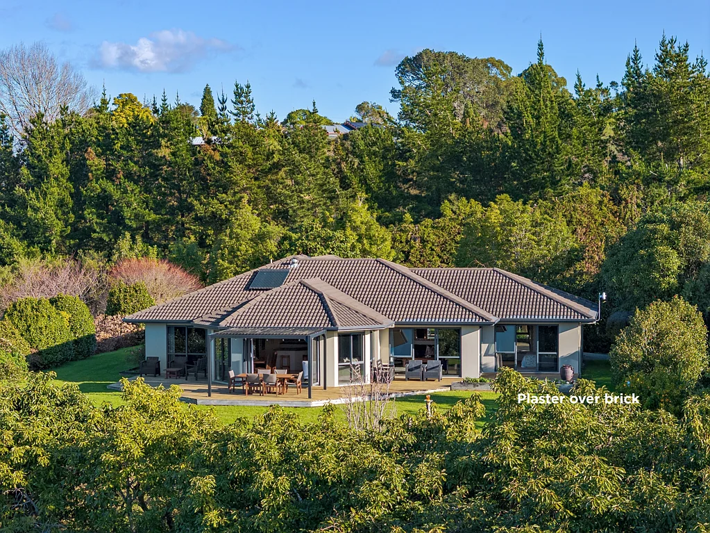 Whakamarama  Two homes, sun, views and income – all in one