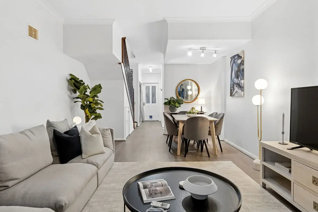Perth 2ห้องนอน Funky 2 Level Inner-City Terrace