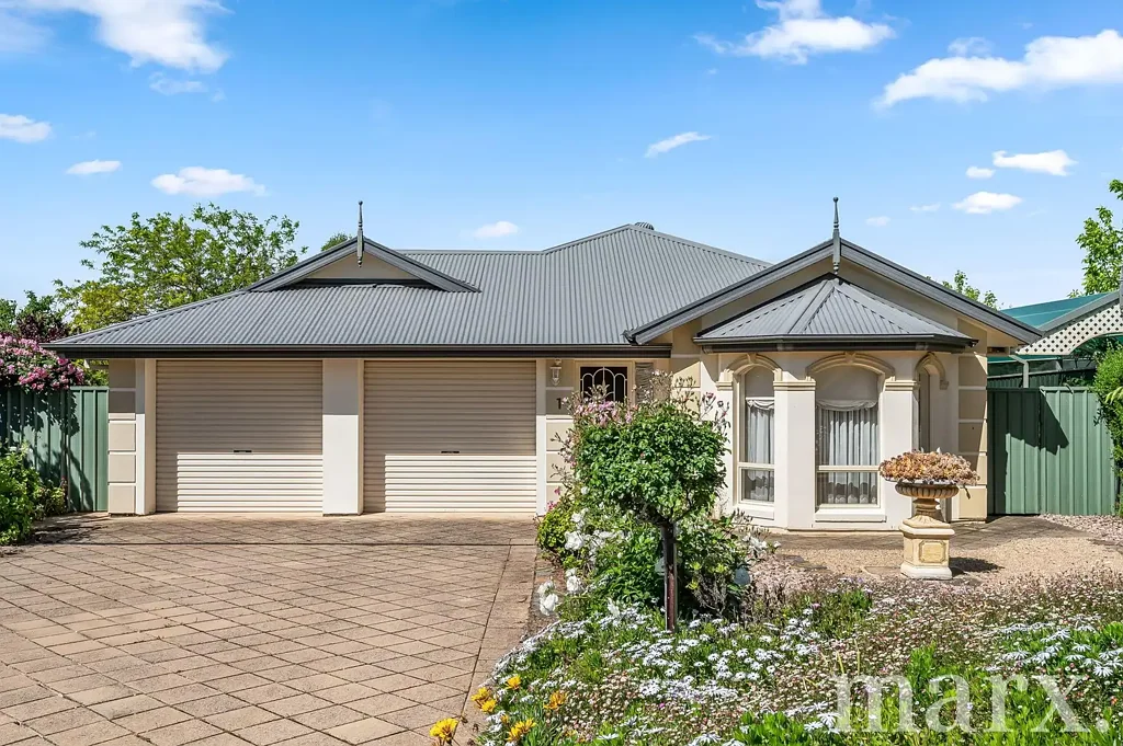 Lyndoch 3房  Established gardens, quiet location and a modern home……