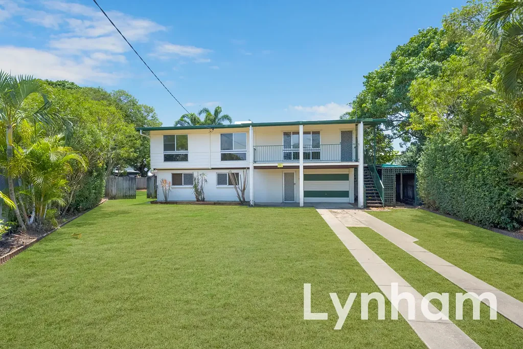 15 Karina Crescent, Rasmussen, QLD 4815