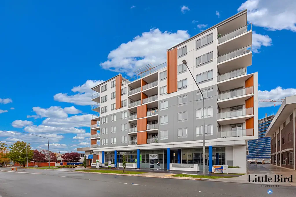 Heart of Gungahlin I includes pool amenities