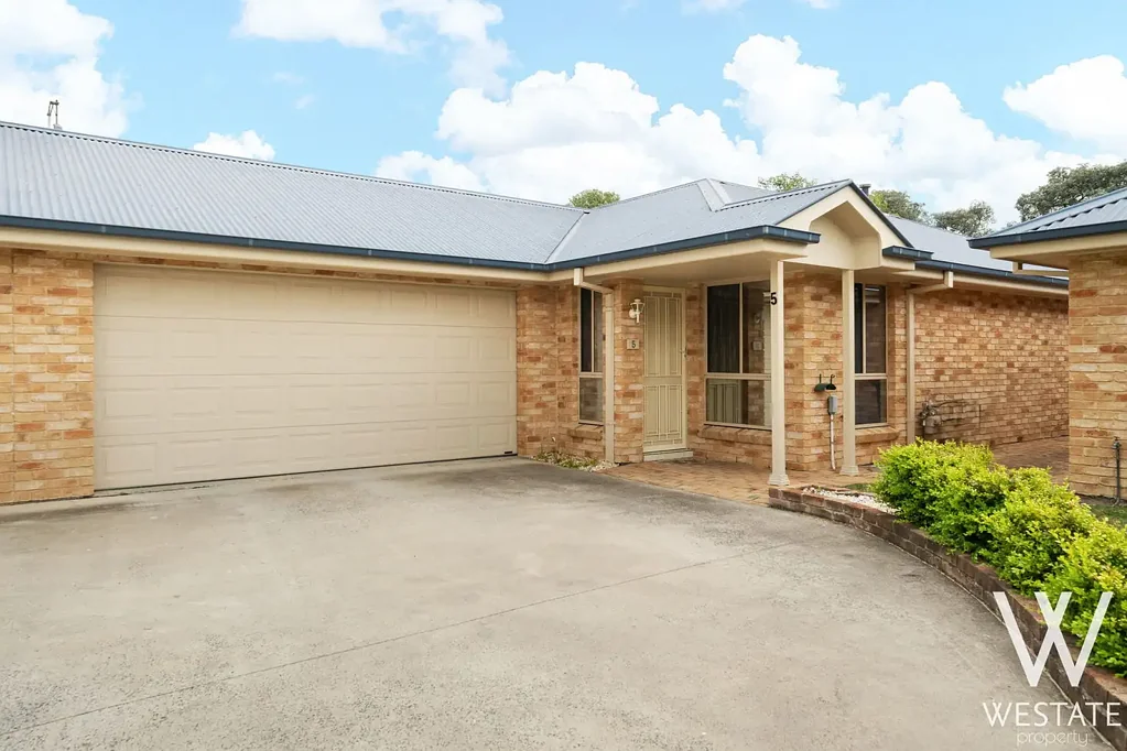 Bathurst 2房  A PRIVATE SANCTUARY OF SPACE, STYLE & SERENITY