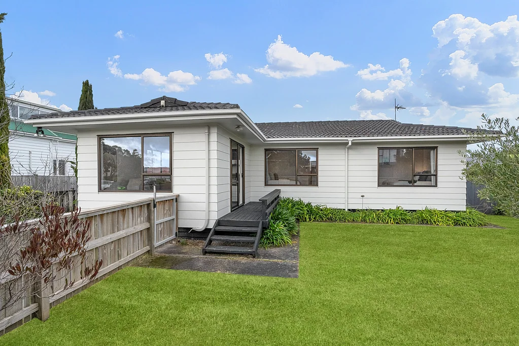 Te Atatu Peninsula 3બેડરૂમ Happy Days on Halyard Place!
