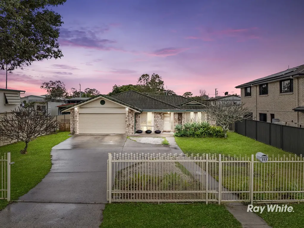 Waterford West 6 Bedroom SOLD PRIOR TO AUCTION BY TEAM SYED ALI