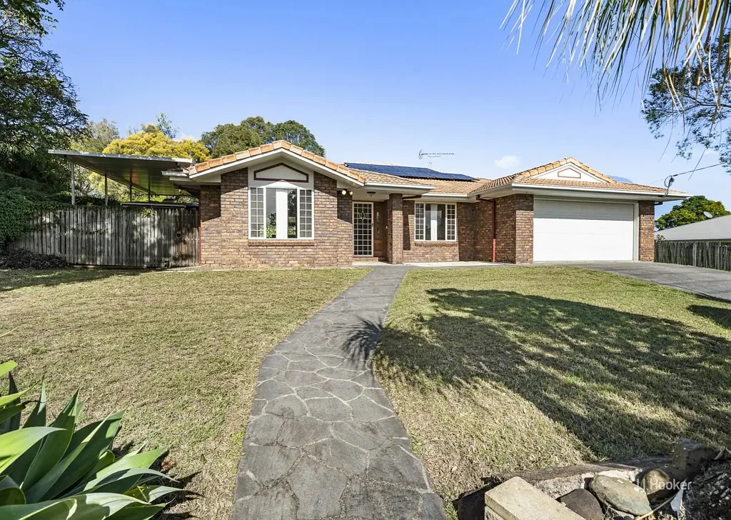 Toogoolawah 4房  Executive Country Brick Home on an Elevated 983sqm Parcel