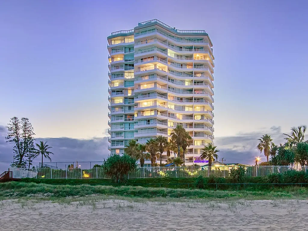 Absolute Beachfront Apartment!