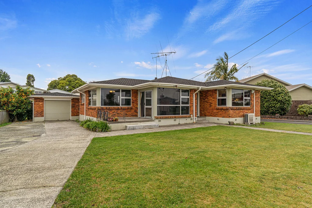 Te Awamutu 3Kwarto Solid Brick Beauty, Ready for Its Next Chapter