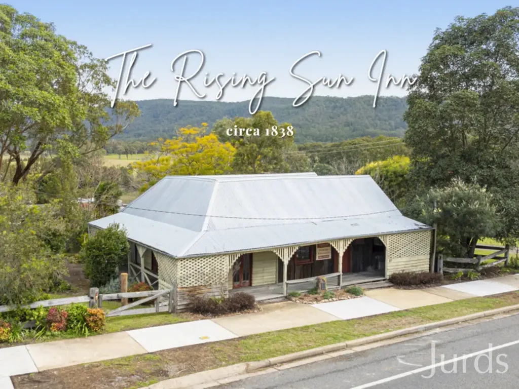 Millfield 3 Bedroom The Rising Sun Inn – If only the walls could speak…