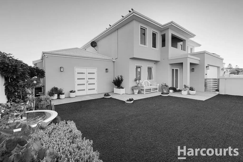 37 Rialto Place, Halls Head, WA 6210