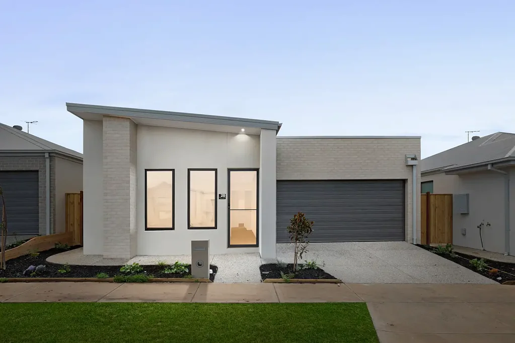 NEW BUILD HOME FOR RENT IN WYNDHAM VALE.