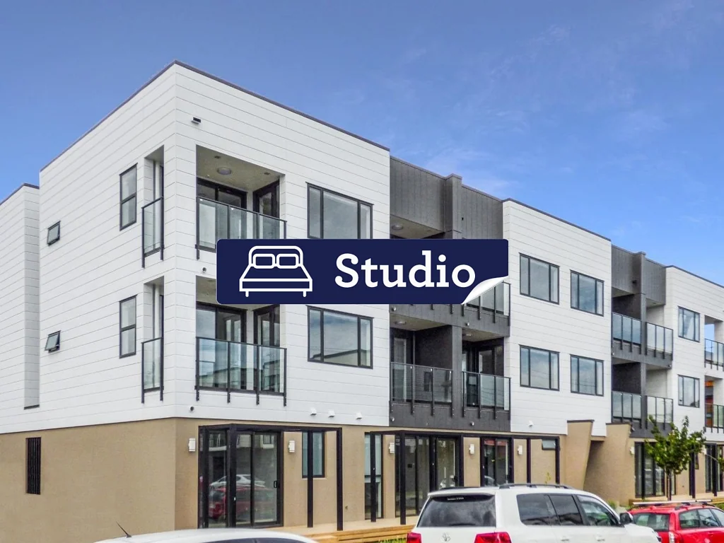 Modern Urban Living Studio Apartment close to St Lukes Westfield