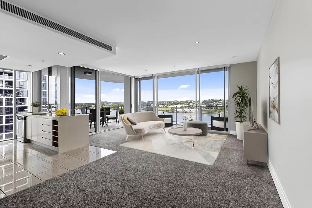 RIVERFRONT LIVING IN PROMENADE