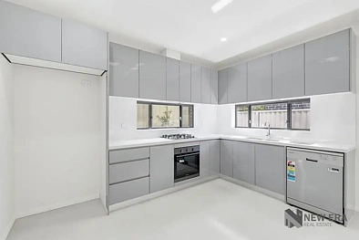 94C Girraween Rd, Girraween, NSW 2145, 2房, 2浴, 整租独立别墅