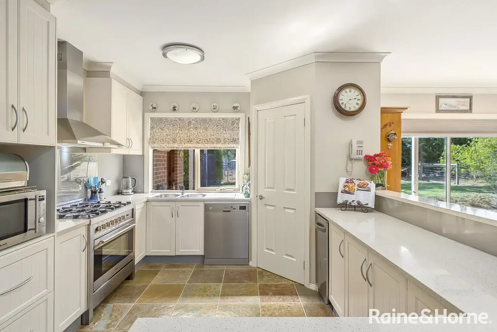 282 Edgecombe Road, Kyneton, VIC 3444