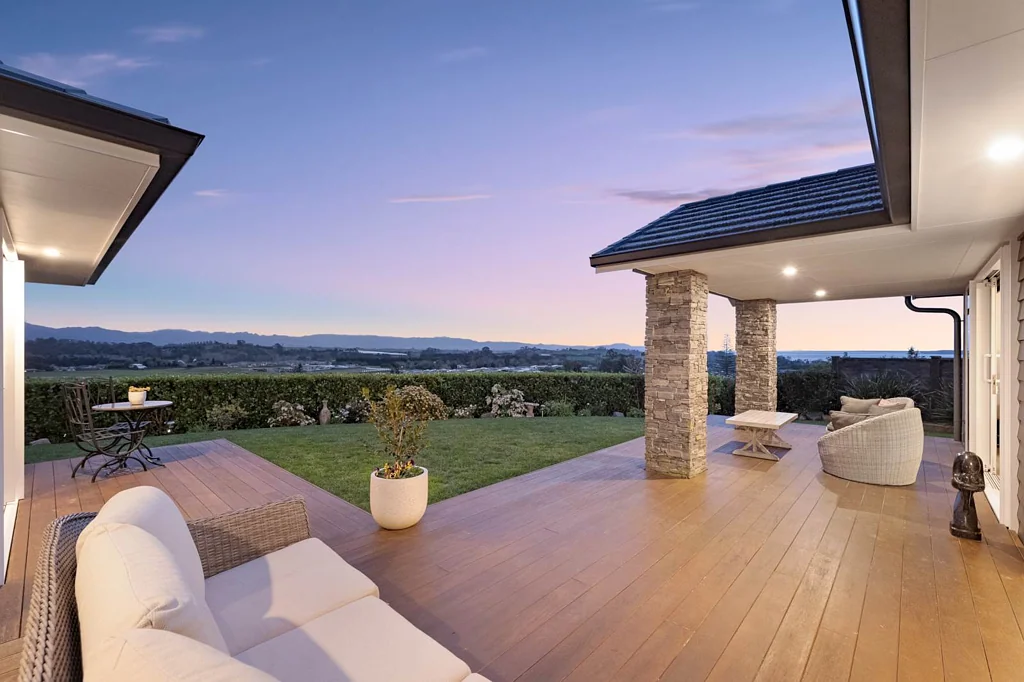 Omokoroa 4房  Extraordinary Living – Awe Inspiring Views