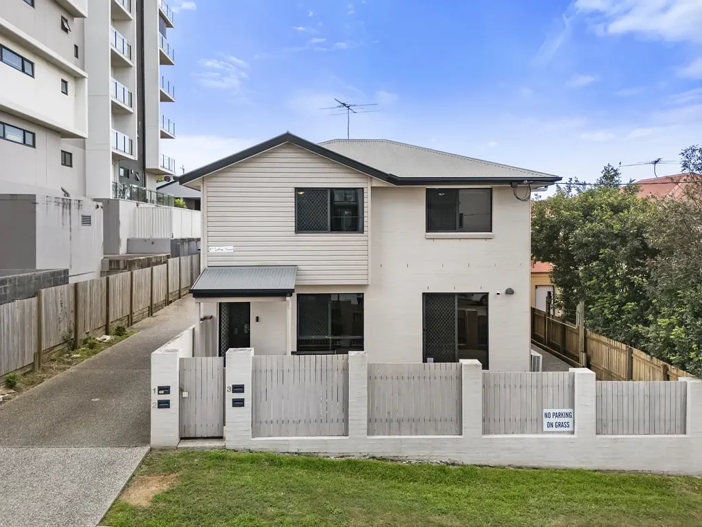 Chermside 3 Bedroom Perfectly Positioned For Lifestyle, Convenience & Value!