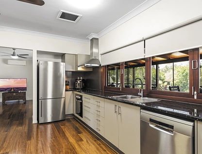 106 Flowers Road, Caboolture, Moreton Bay Region, 5 침실, 2 욕실, House