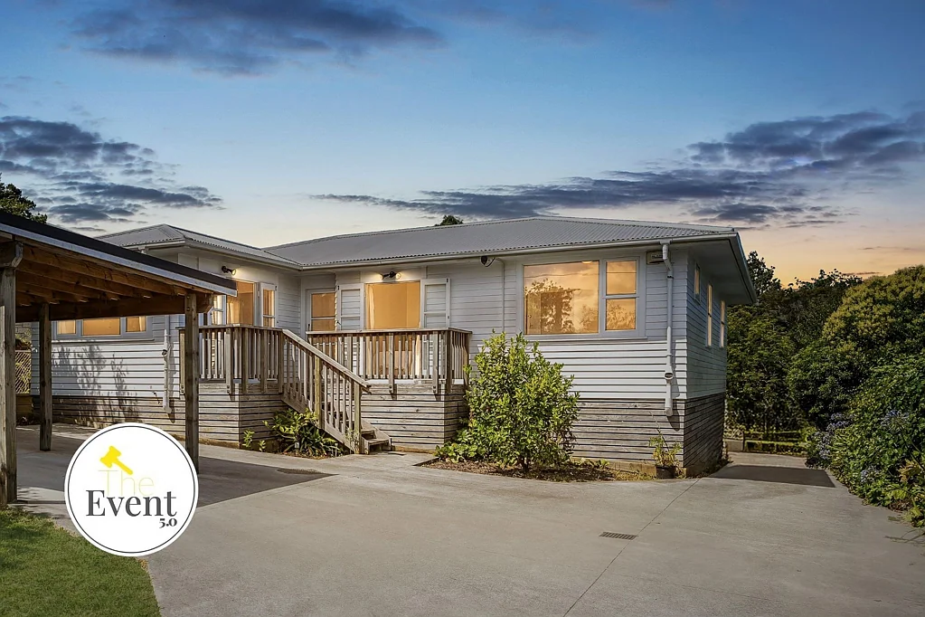 10 Windy Ridge Road, Glenfield, North Shore City, Auckland