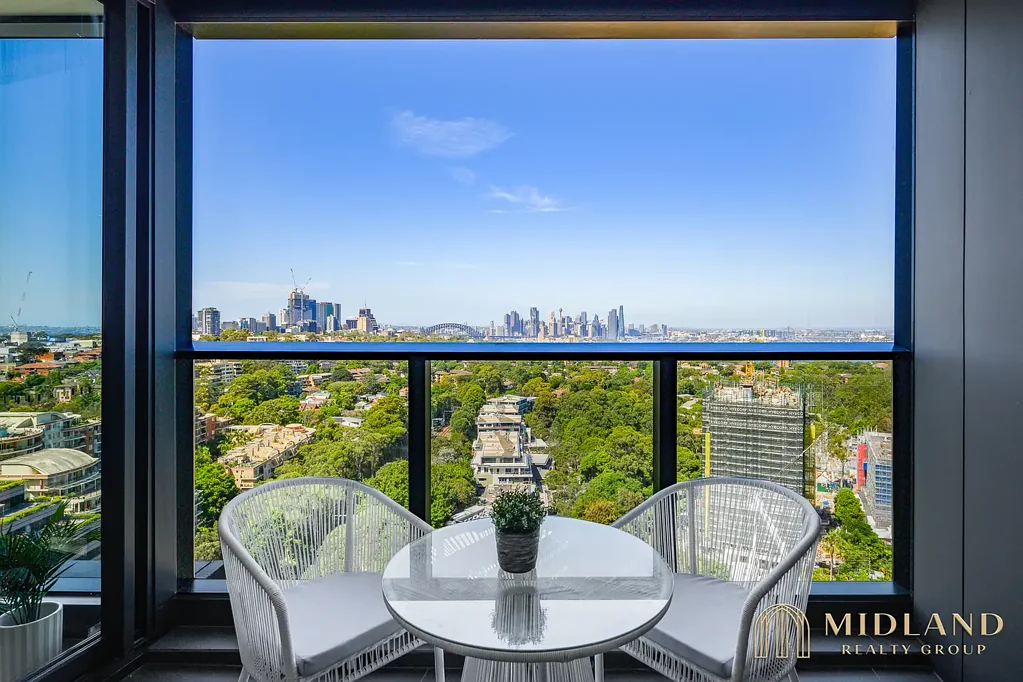 St Leonards 2ห้องนอน Modern Luxury with City Skyline Views