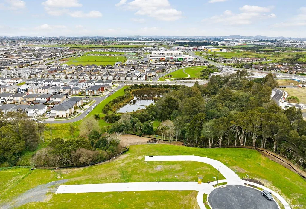 5 Kakau Lane, Flat Bush, Manukau City, Auckland