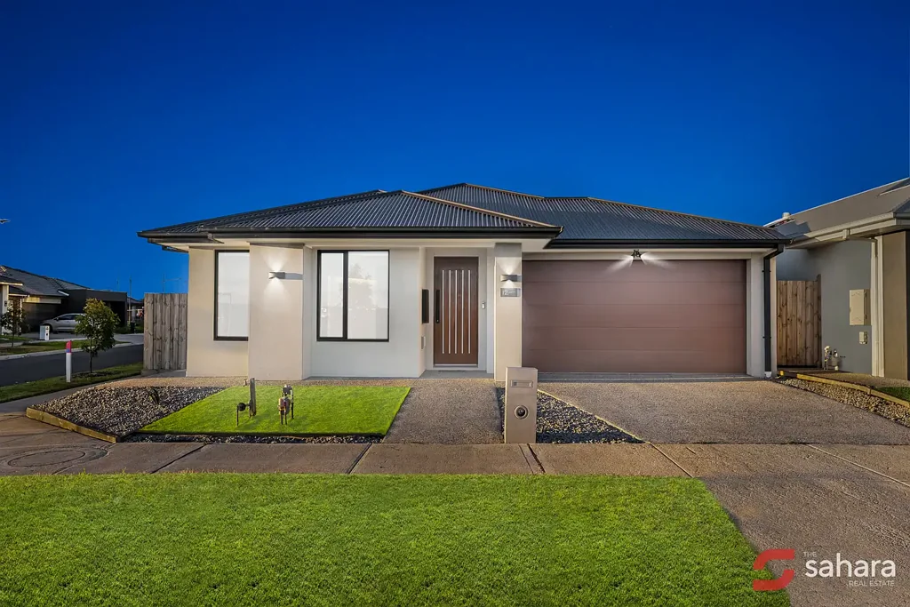 Deanside 4Zimmer Stylish Family Living with Premium Upgrades & Serene Creek Views