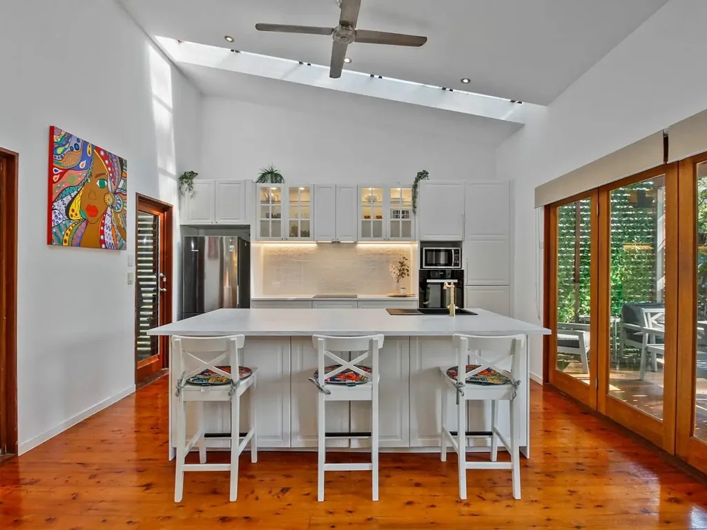 Macleay Island 3Phòng ngủ 1,124m2 Double Block with Separate Titles -  High-End Finishes & Water Views