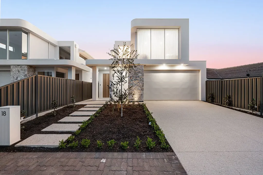 18 Sharpie Crescent, Grange, SA 5022