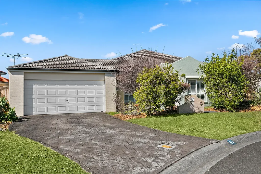 Woonona 3 Bedroom Peaceful Retreat Close to Village Amenities