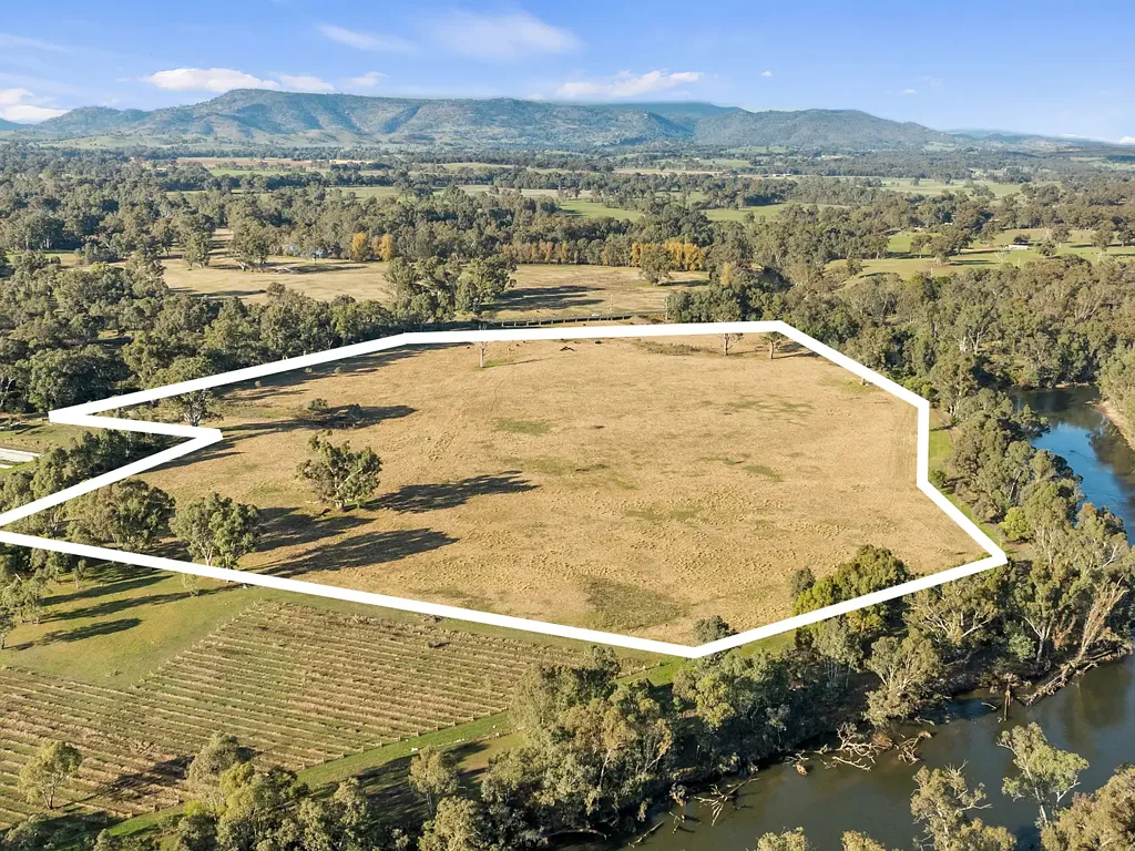 Seymour GOULBURN RIVER FRONTAGE