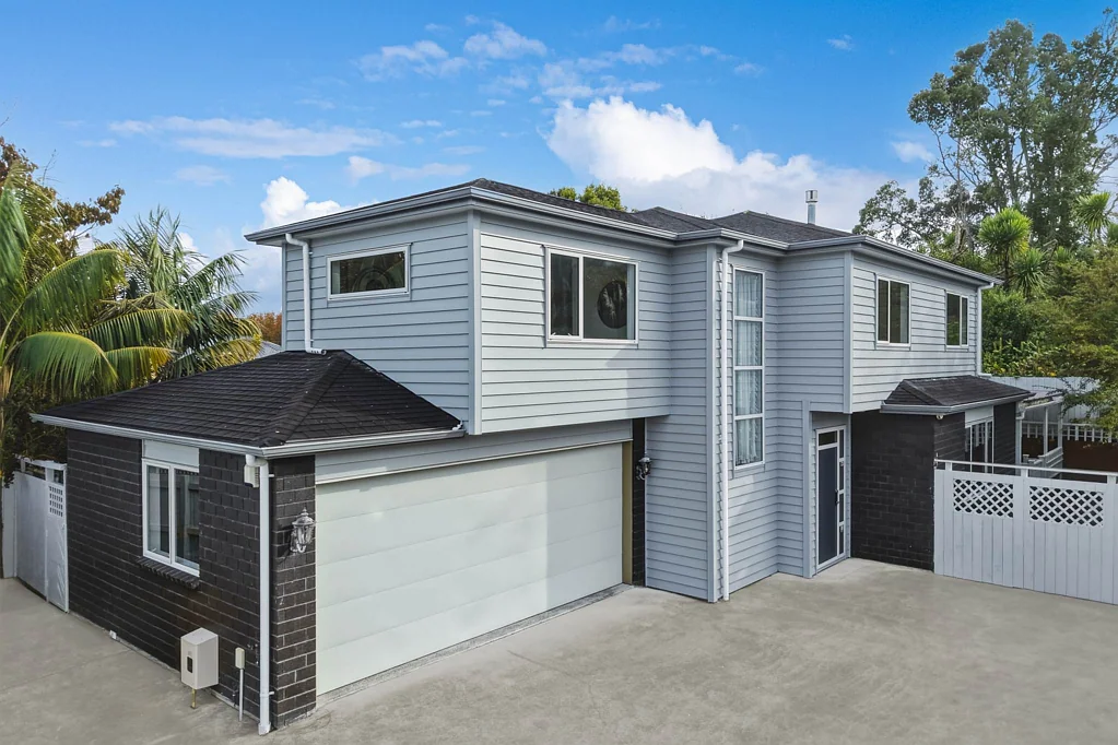 Glenfield 5房  Modern Family Living in the Heart of Glenfield