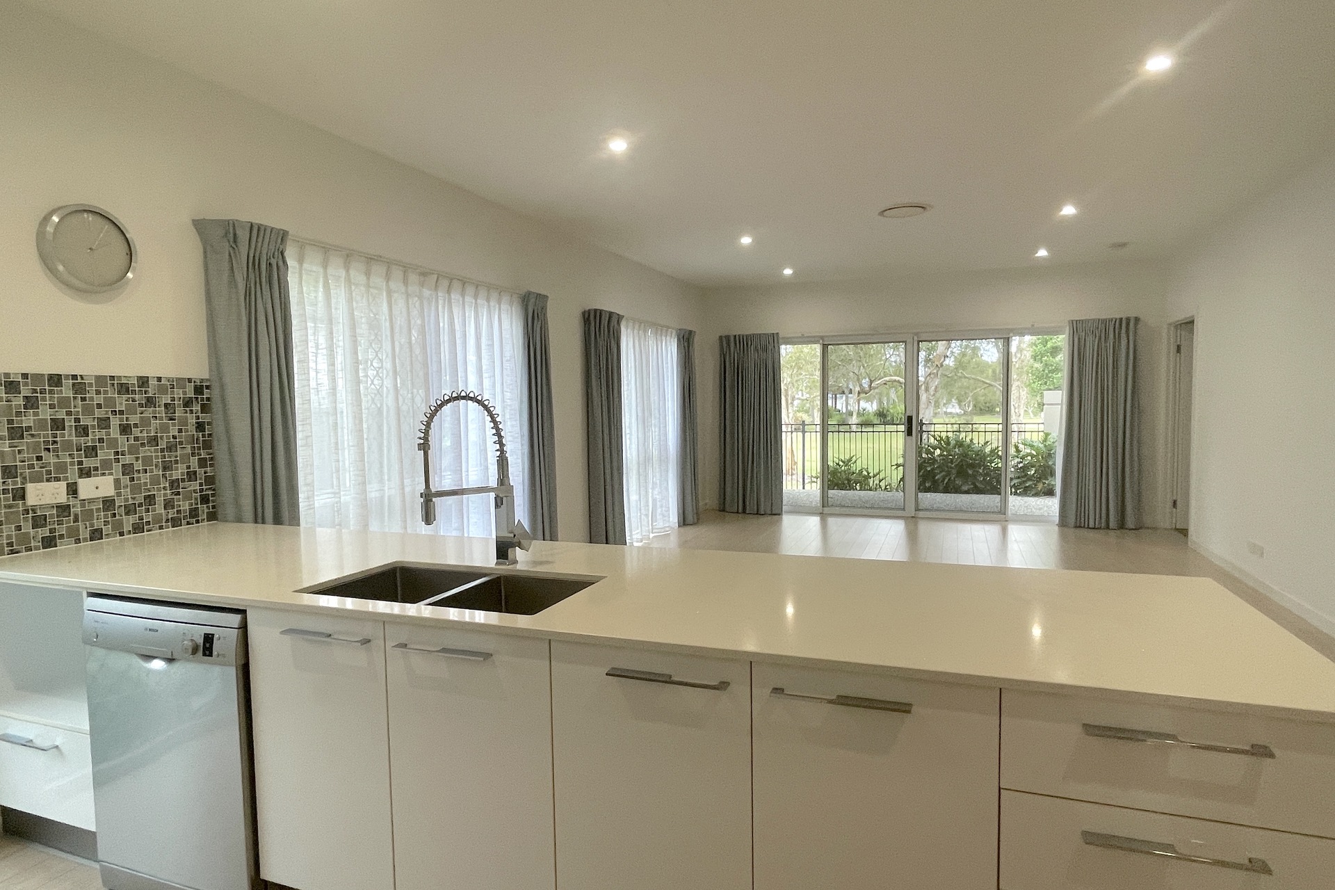 15 WHITEHAVEN PL, BANKSIA BEACH QLD 4507, 0 ห้องนอน, 0 ห้องน้ำ, House