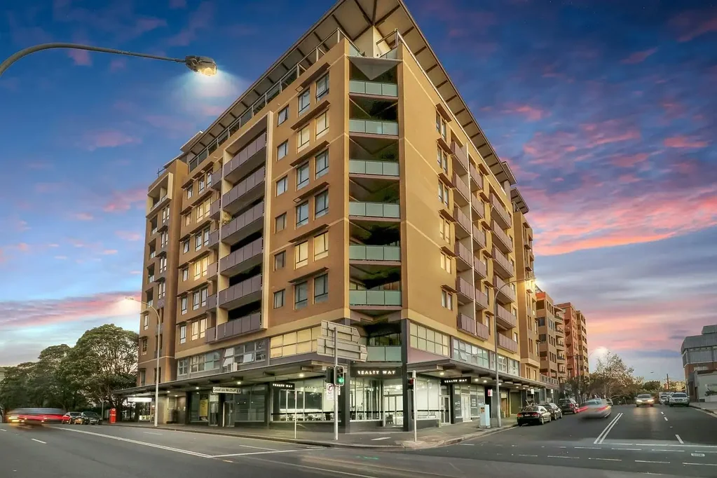 Modern Studio Apartment in Prime Hurstville Location