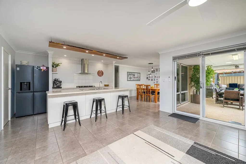 Australind 4房  Smart, stylish, & family-focused