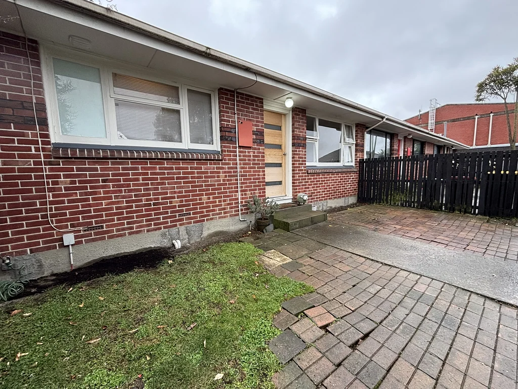2/597 Cashel Street