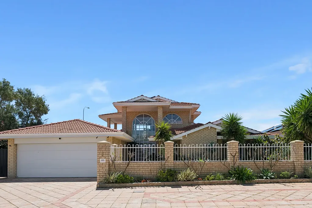 5 The Spit, Kallaroo, WA 6025