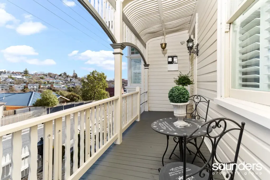 East Launceston 4Kwarto BEAUTIFUL EASTERN SUBURBS GEM!