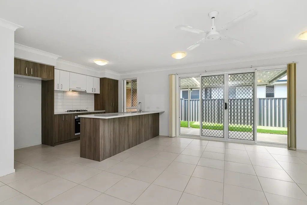 Fern Bay 5Zimmer Easy-Care Coastal Living Designed for the Modern Family