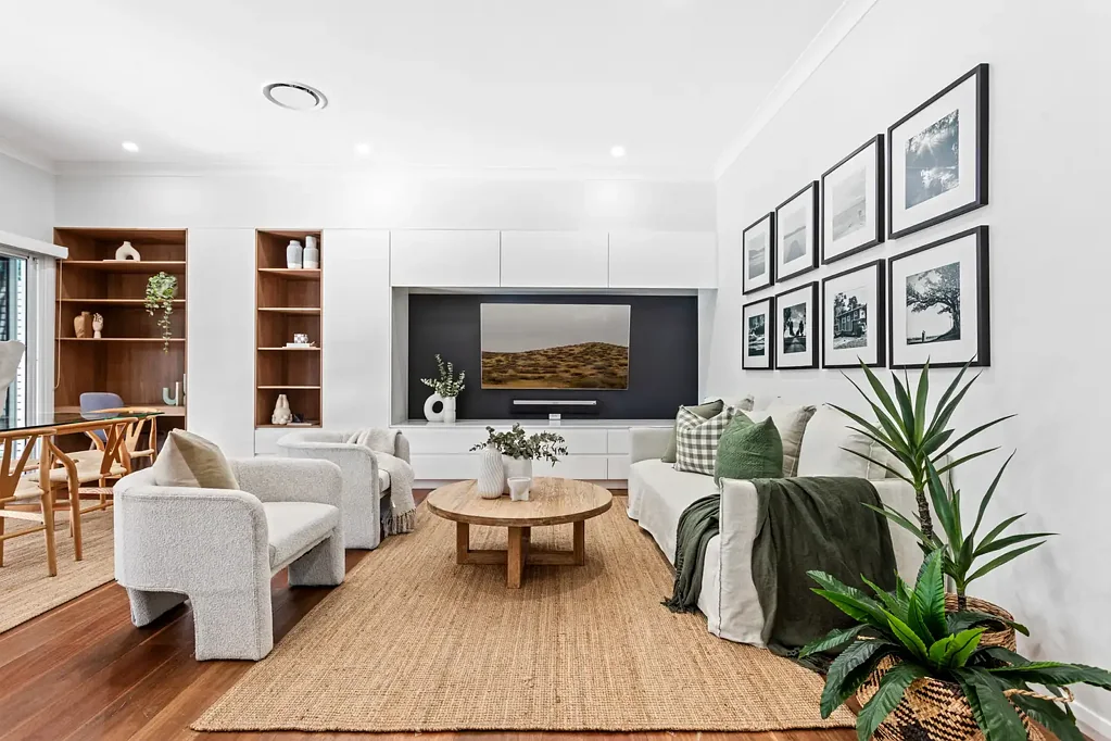 23 Lodge Avenue, Old Toongabbie, NSW 2146